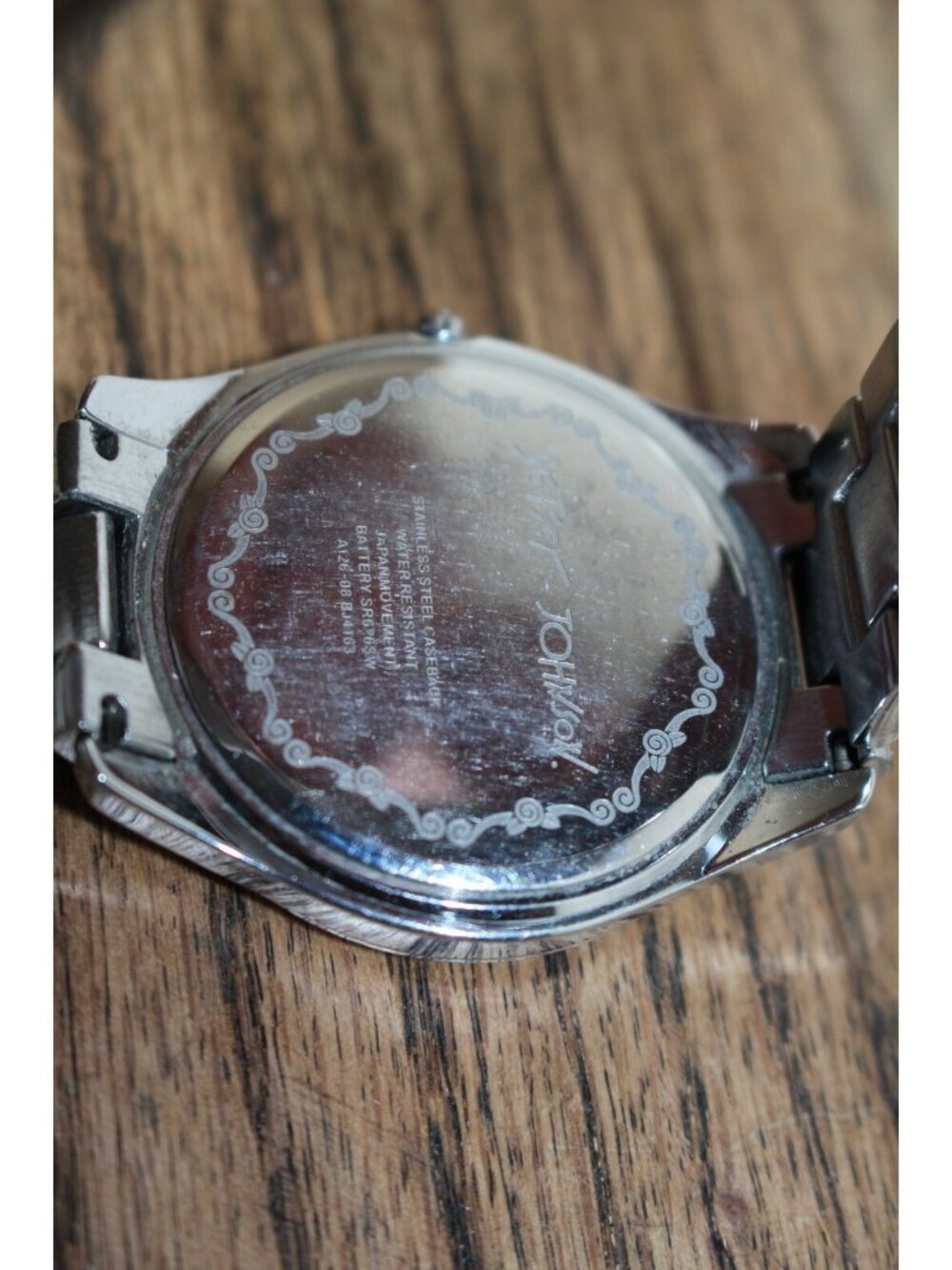 Betsy Johnson A126-09 BJ4163 Women's Stainless Steel Analog Quartz Watch - Picture 4 of 4